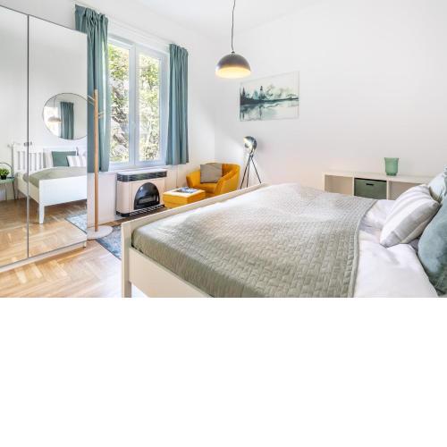 Lovely & Cozy home with A C