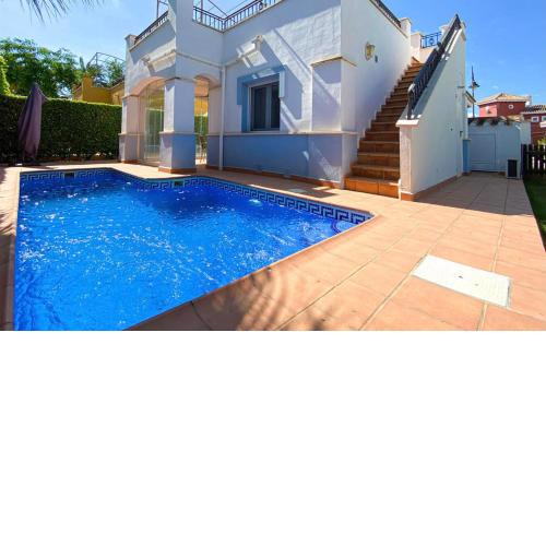 Lovely, Detached Villa with Private Pool, Heated if Required, & Sunny Garden on the Prestigious Mar Menor Golf Resort CED19