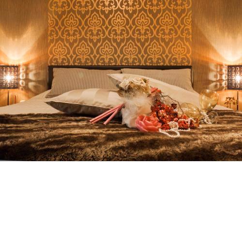 Lovely double rooms in Safe Central area walk to Acropolis