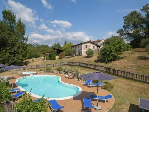 Lovely Farmhouse in Aulla with Swimming Pool