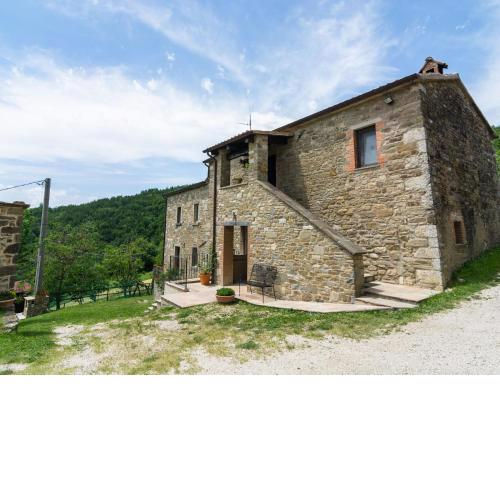 Lovely farmhouse with swimming pool and air conditioning