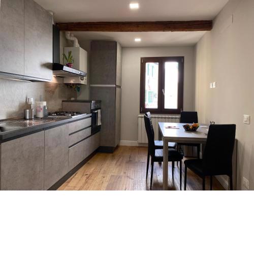 Lovely flat between Mercato Centrale and Duomo