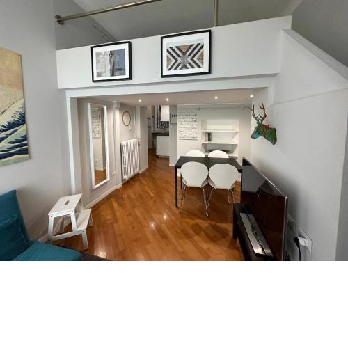 Lovely flat in early 20th century building