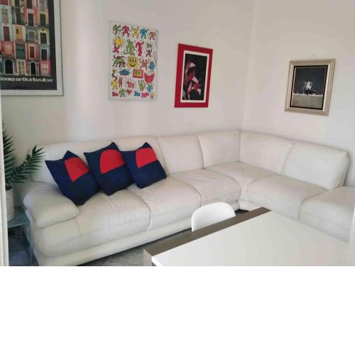 Lovely flat, super connected to the centre,wifi,4p