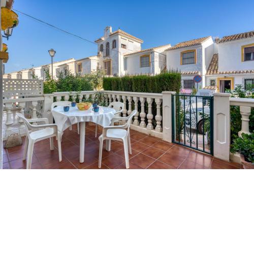 Lovely flat with pool near Fuengirola Ref 187