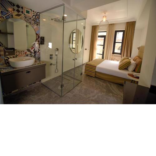 Lovely Garden Flat with Patio near Hadrian's Gate