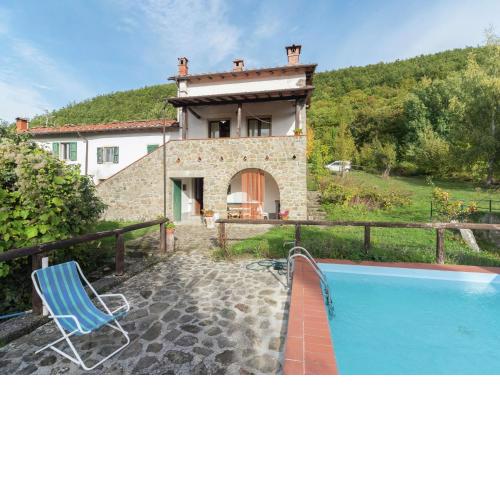 Lovely Holiday Home with private pool
