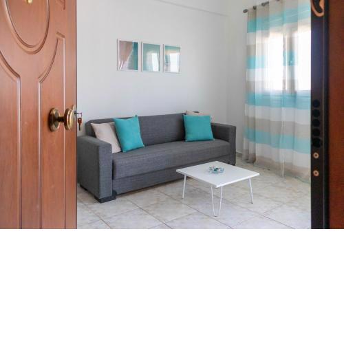 Lovely sea view apartment at the heart of the town