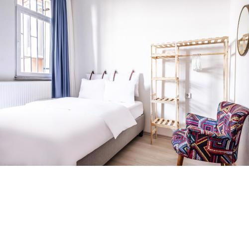 Lovely Studio Apartment in Sisli with Balcony