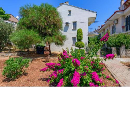 Lovely Villa with Central Location in Fethiye