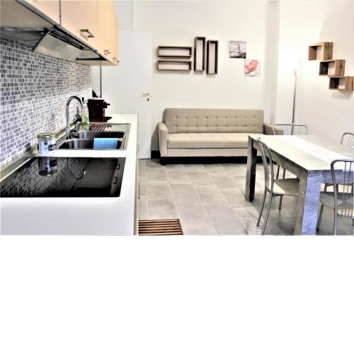 LS-House Apartment - In the Heart of Sanremo