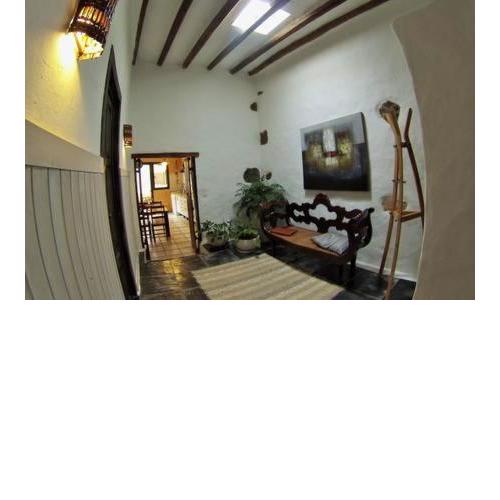 Luana House