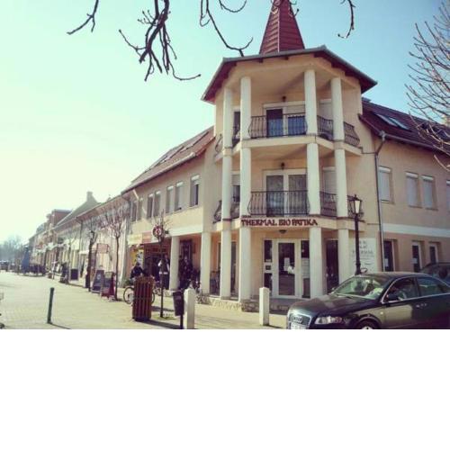 Luca Apartman