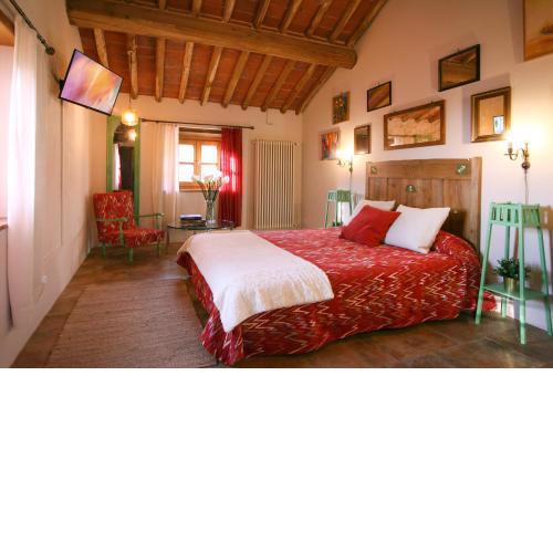 LUCCA Refined Convent with Pool and Wi-fi