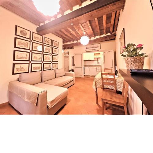 Lucca Walls Dream - City Centre in front of the historical Walls -