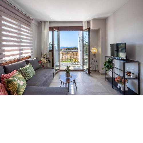 Lucid Dream Apt. |Bozinis