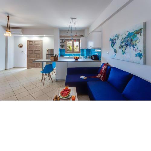 Βlue Moon House