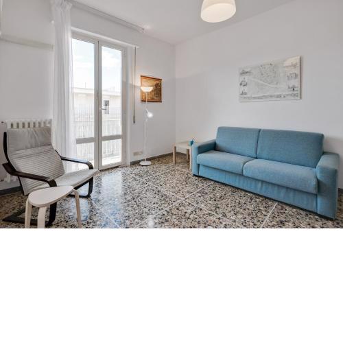 Lulli Cozy Apartment with Balcony