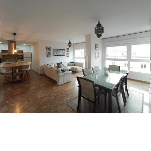 Luminosa vivienda con Vistas en Casco Histórico