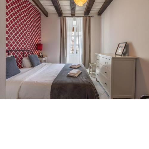 Luminoso 2 BR apartment, 300 metros de Catedral