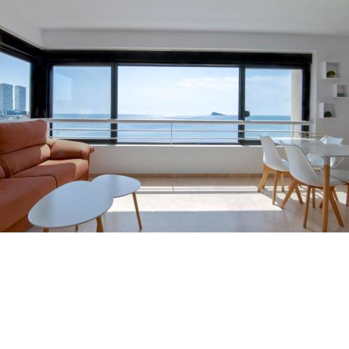 Luminoso Apartamento en Primera Línea de Playa