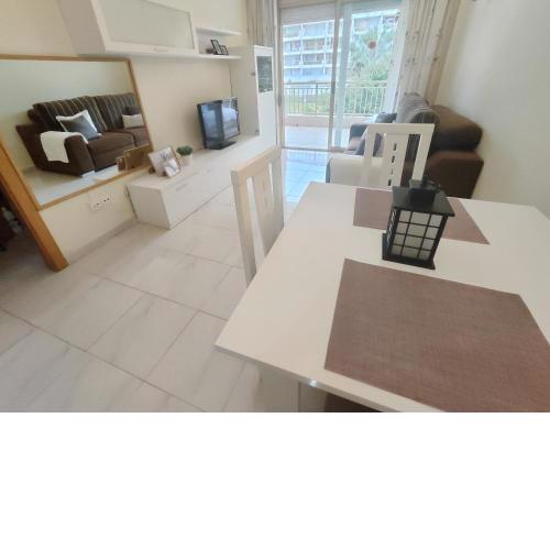 Luminoso apartamento en Salou ideal para visitar PortAventura - PROMOCIÓN ESPECIAL PARA RESERVAS ABRIL Y MAYO