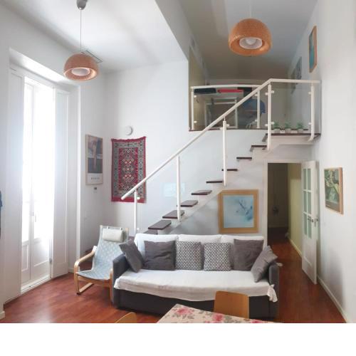 LUMINOSO DUPLEX EN CENTRO HISTÓRICO CÁDIZ