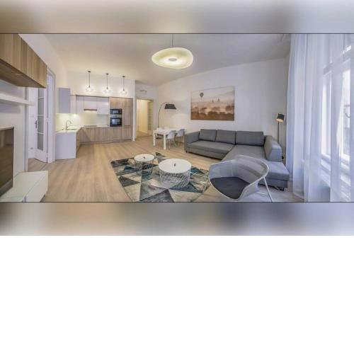 Luminous Design Apartment At Wesselényi Street