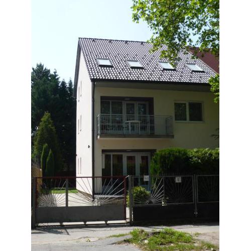 Luna apartmanház