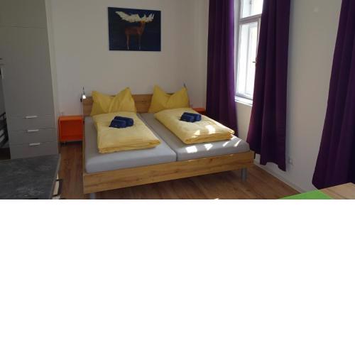 Luna Apartments
