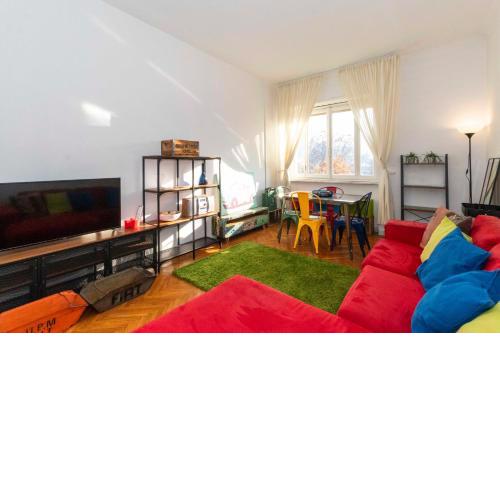 Lungo Po Riverview Apartment