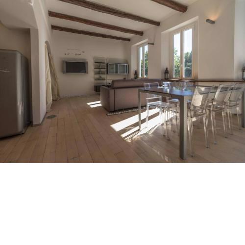Lungolago Holiday Home - Affitti Brevi Italia