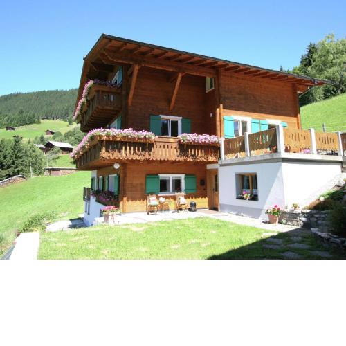 Lush Apartment in Silbertal with Garden