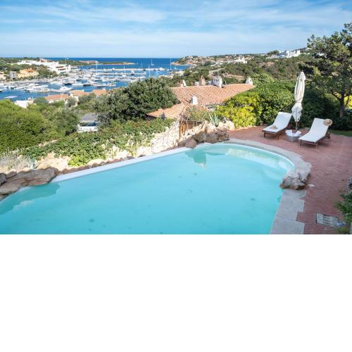 Lussuosa villa con Piscina opera dell'Arch.Couelle