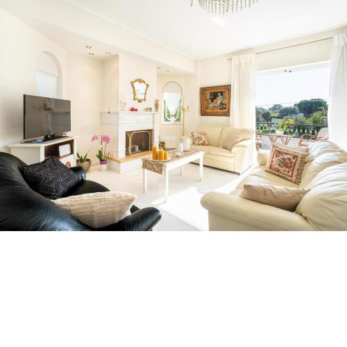 Lux 3-bedroom Villa - L&L Refuge