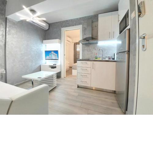 Lux apartment 13 with yard in the heart of Athens
