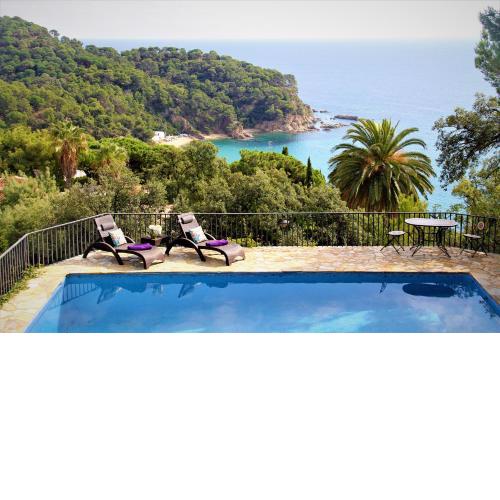 LUX EXPERIENCE VILLA CAN TONI LUX FRENTE AL MAR A/C