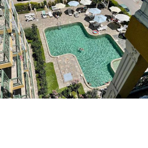 Lux Studio Golden Hermes Sunny Beach