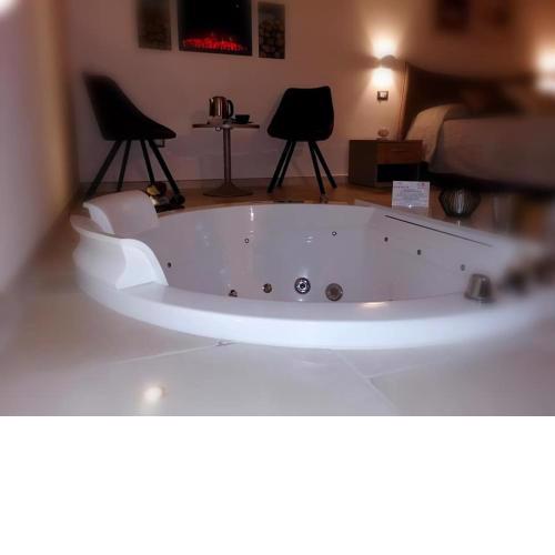 Lux Suite