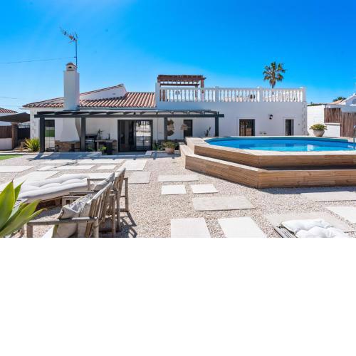 Lux villa with private pool near the beach Ref 55