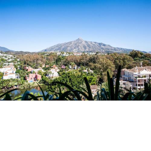 Luxe Apartments Hotel del Golf - Las Brisas Marbella