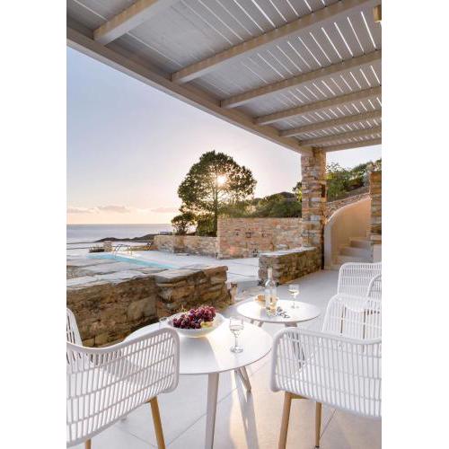 Luxe Villa Eleni, massive pool, 3' from Koundouros beach