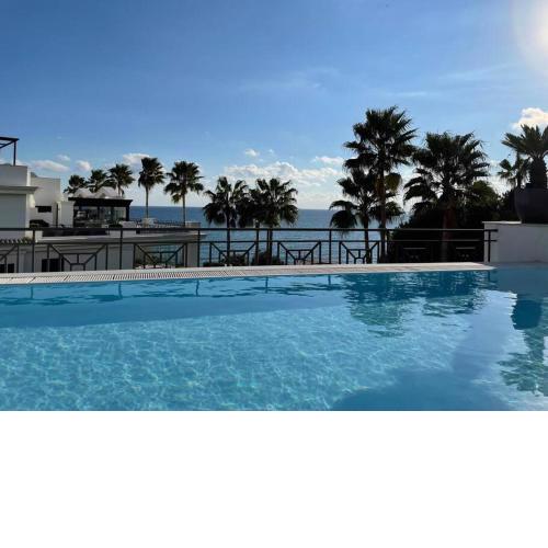 Luxurious and light 3 bedroom penthouse