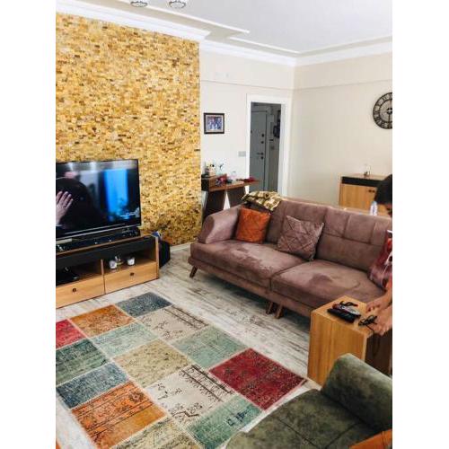 Luxurious and peaceful large apartment