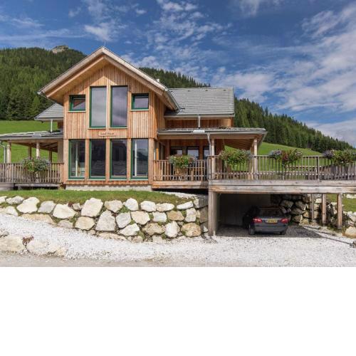 Luxurious Chalet in Hohentauern with Infrared Cabin