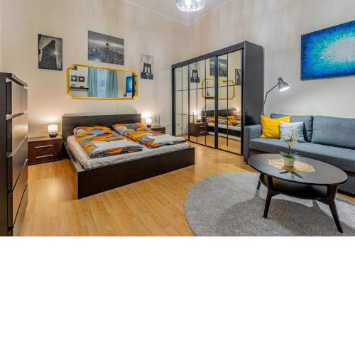 Luxurious cozy 1BR Apt - 2min walk to Gozsduyard!