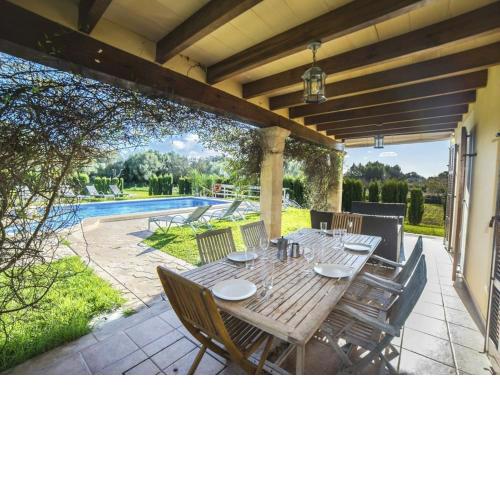 Luxurious Holiday Home in Es Pont d'Inca with Private Pool