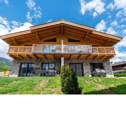 Luxurious Holiday Home in Piesendorf with Private Sauna