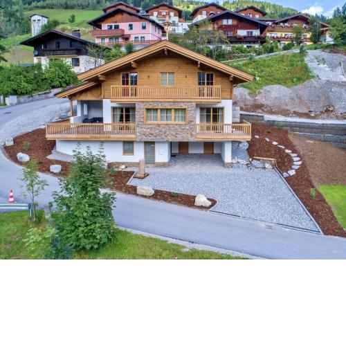 Luxurious lodge in M hlbach am Hochk nig Salzburgerland with private wellness
