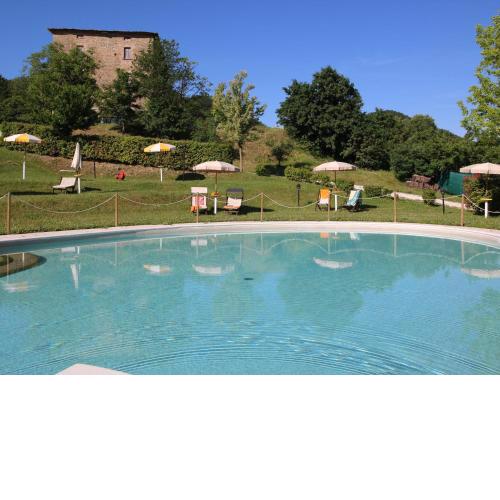 Luxurious Mansion in Apecchio with Swimming Pool